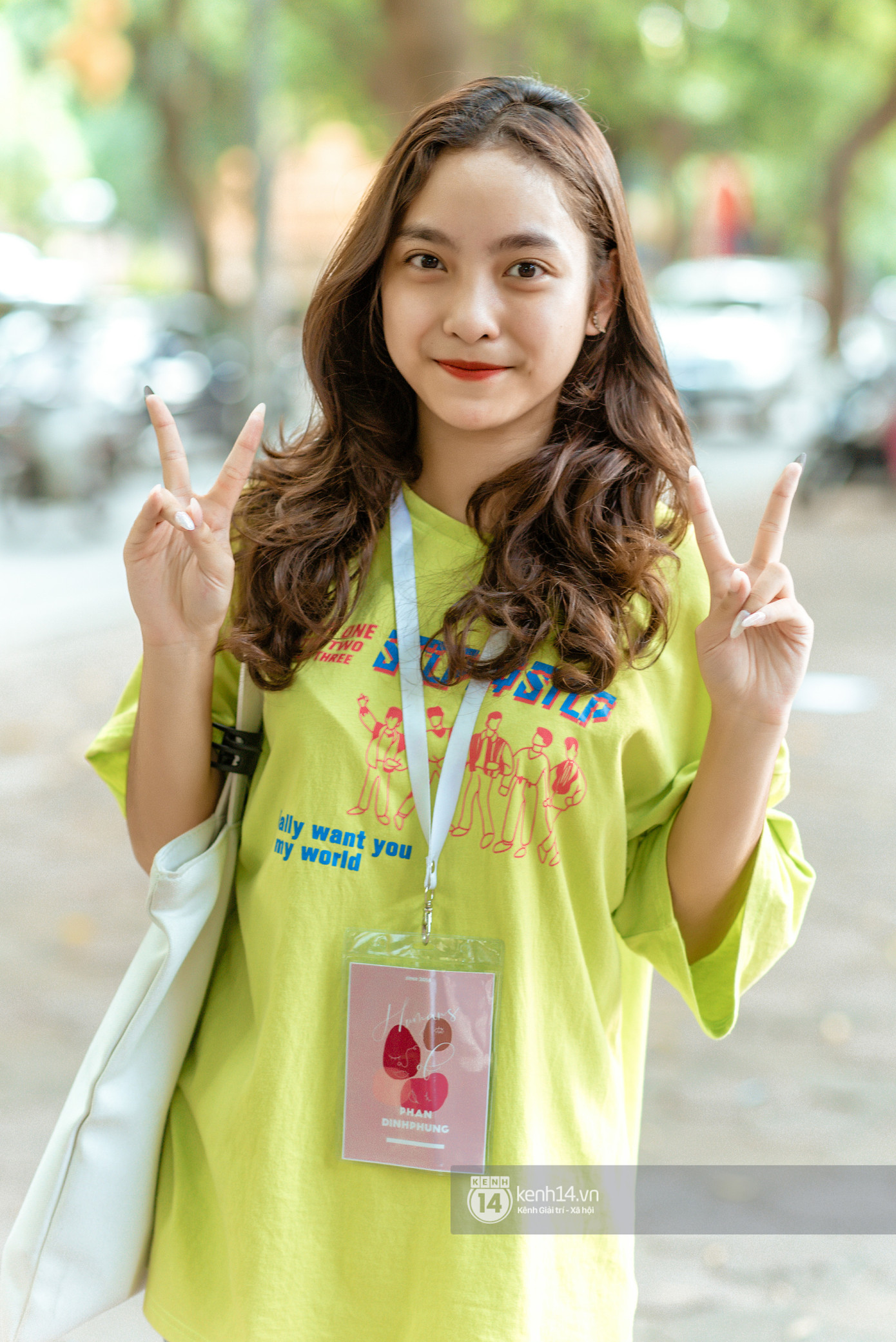 Sắc màu SV 20/7: Nữ sinh viên Y Dược đẹp tựa thiên thần, nhan sắc “lên hương” sau giảm cân ảnh 13