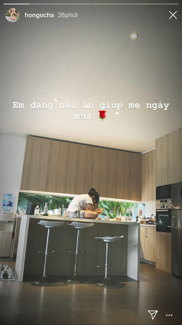 Showbiz 3/8: Bảo Thy diện pijama hàng hiệu, Mâu Thủy tủng ảnh nude táo bạo ảnh 26