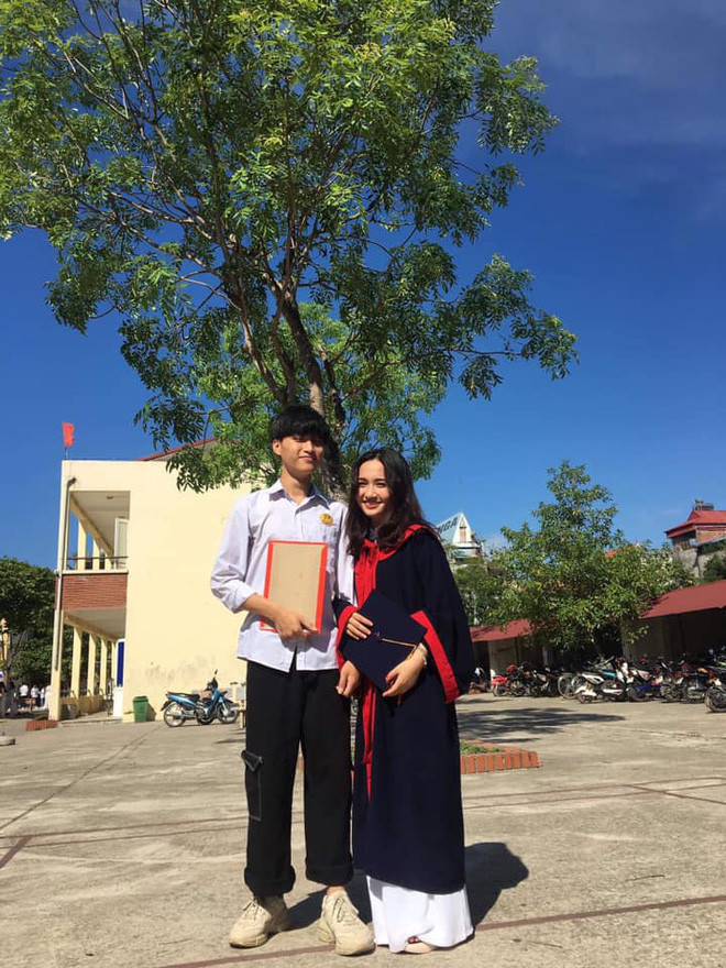 Sắc màu SV 16/7: "Nam thần" ĐH Công nghệ nhập hội trai đẹp trong học kỳ quân sự ảnh 7