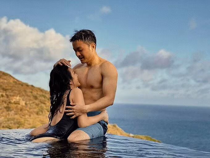 Showbiz Việt 2/5: Trường Giang-Nhã Phương trốn con đi du lịch, Ngọc Trinh sắp lên xe hoa? ảnh 9