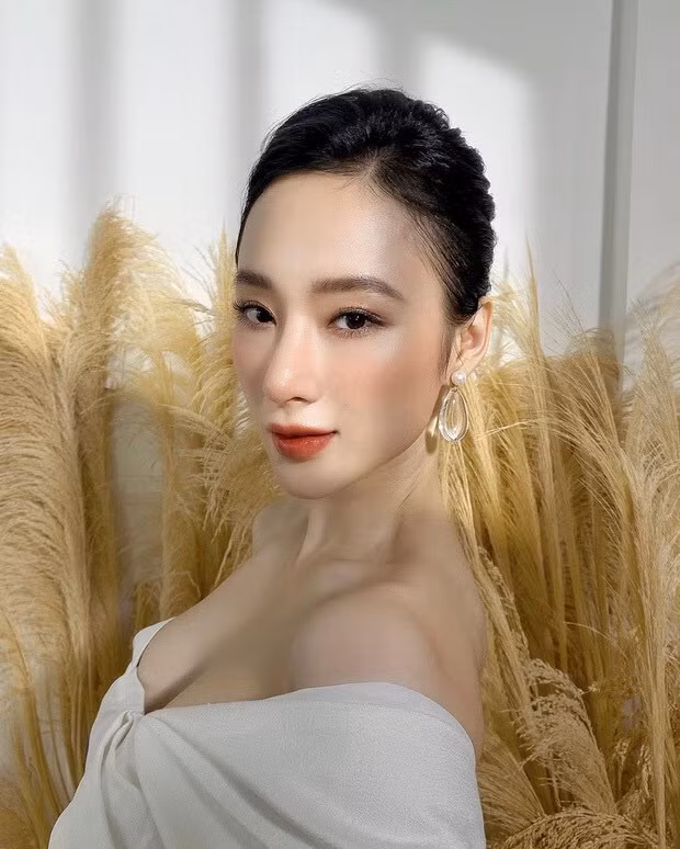 Thủy Tiên bị ông xã ngó lơ khi biển diễn; Angela Phương Trinh bất ngờ diện váy gợi cảm ảnh 13