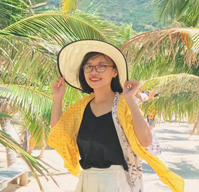 Sắc màu SV 28/6: 3 mỹ nữ ĐH Kinh tế Quốc gây sốt mạng, sinh viên lao đao vì giá điện tăng ảnh 6