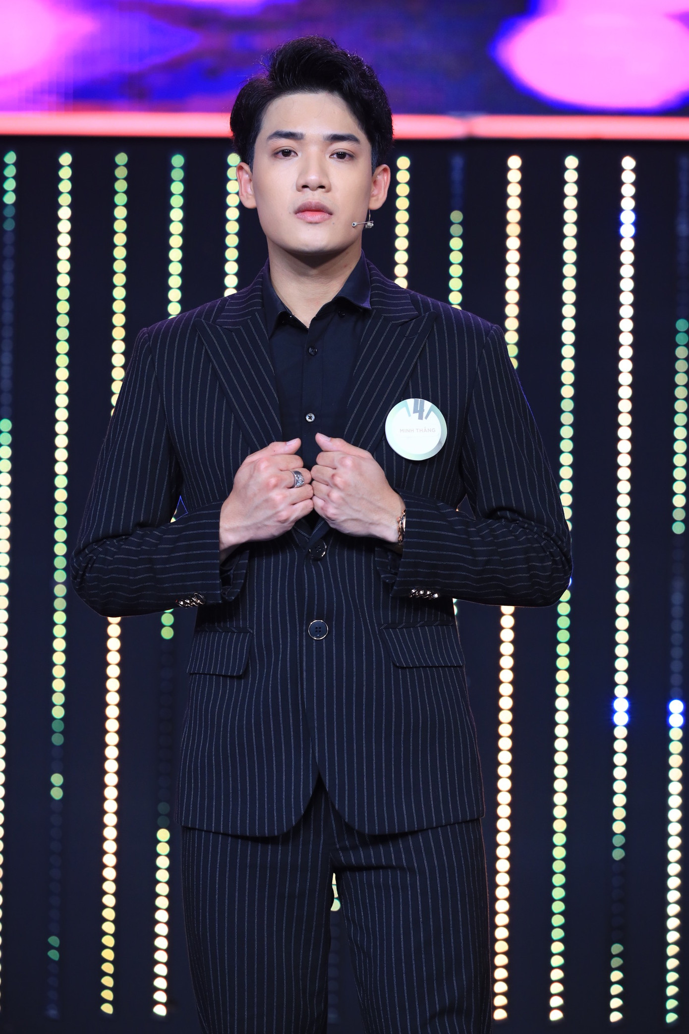 Minh Thắng:“Hot boy” xứ Huế chuẩn gu “soái ca” trong “Quý ông đại chiến“ ảnh 6