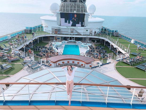 Sao Việt thi nhau chọn du thuyền để xả hơi; Hiếu Hiền bức xúc phủ nhận tin đồn cátsê ảnh 14