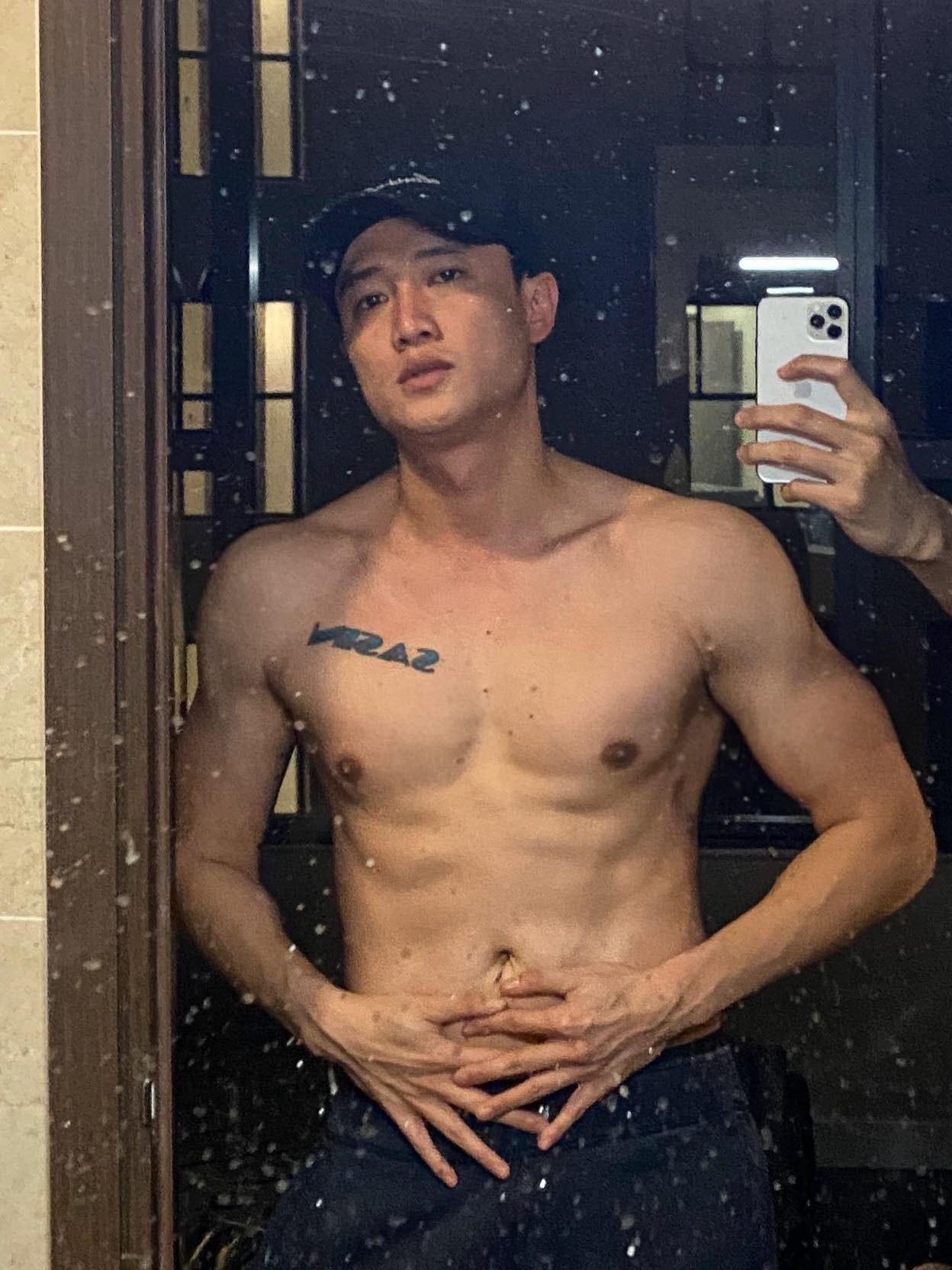 Quốc Trường: Dịch nên phải gác hết công việc, Cô Vy đang khiến 6 múi của anh dồn thành 1 ảnh 4