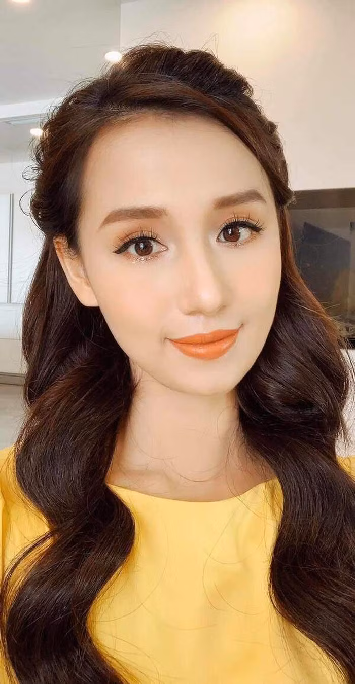 Lã Thanh Huyền đổi kiểu tóc dịu dàng nữ tính. Cao Thái Sơn bất ngờ đăng status tiêu cực ảnh 21