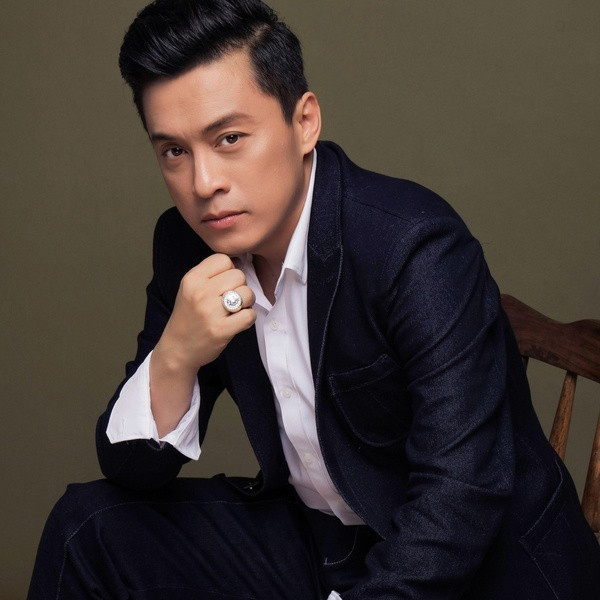 Showbiz 29/5: Cao Thái Sơn “lột xác” trong MV mới, Lam Trường nhập viện ảnh 16