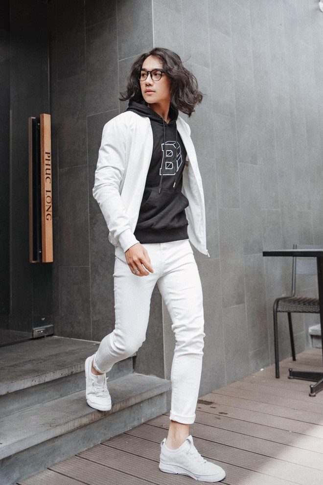 Sắc màu SV 17/7: Nữ sinh trung học đẹp tựa thiên thần; hotgirl 10X sở hữu tài sản “khủng“ ảnh 14