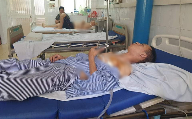 Sắc màu SV 2/7: Nể phục nữ sinh xinh đẹp kiếm cả trăm triệu đồng mỗi tháng ảnh 3