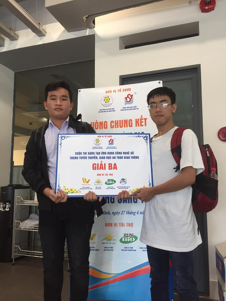 Sắc màu SV 28/6: 3 mỹ nữ ĐH Kinh tế Quốc gây sốt mạng, sinh viên lao đao vì giá điện tăng ảnh 8