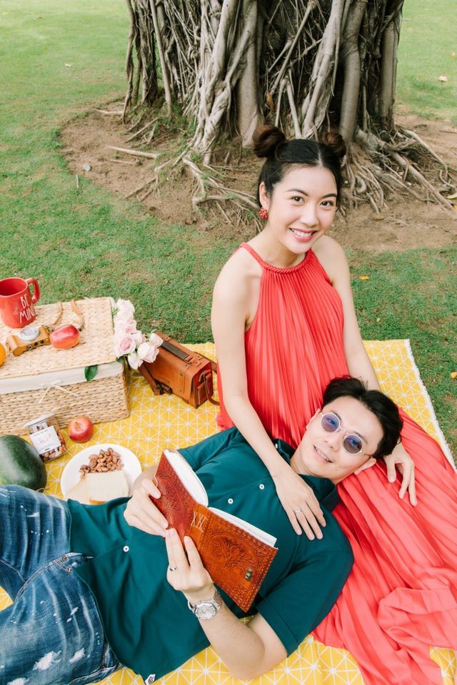 Mỹ Tâm phủ nhận tin đồn mang thai; Ngọc Trinh “táo bạo” diện đầm cắt xẻ hở gần hết ngực ảnh 15