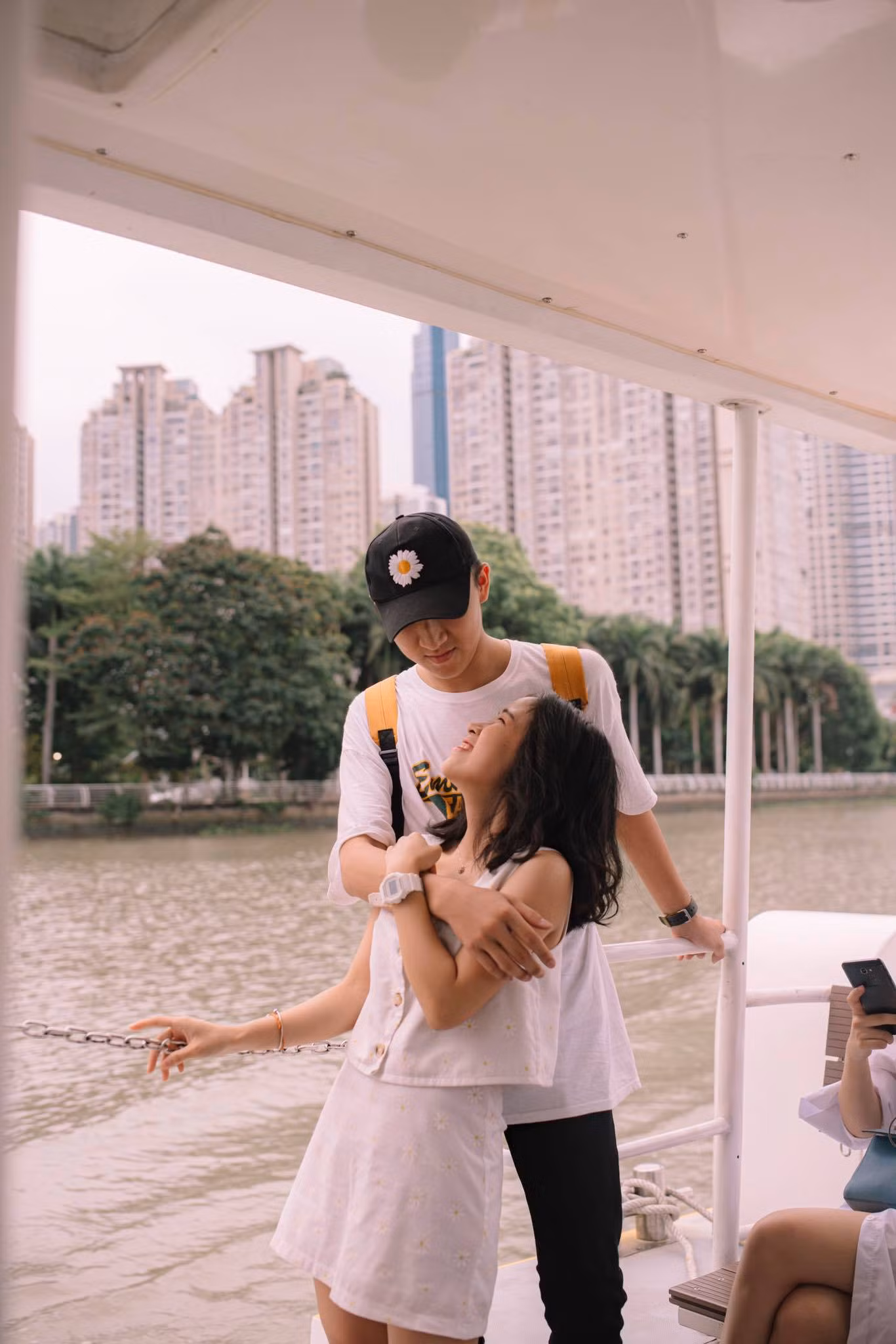 Cặp “đũa lệch” đáng yêu của ĐH Đại Việt: Chàng hơn nàng 31cm, luôn gây sự chú ý ảnh 1