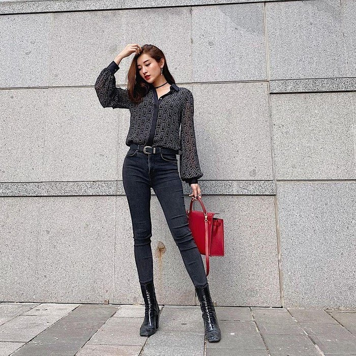 Hari Won, Nhật Kim Anh hạnh phúc bên mẹ; Angela Phương Trinh diện áo dài tại lễ Vu Lan ảnh 19