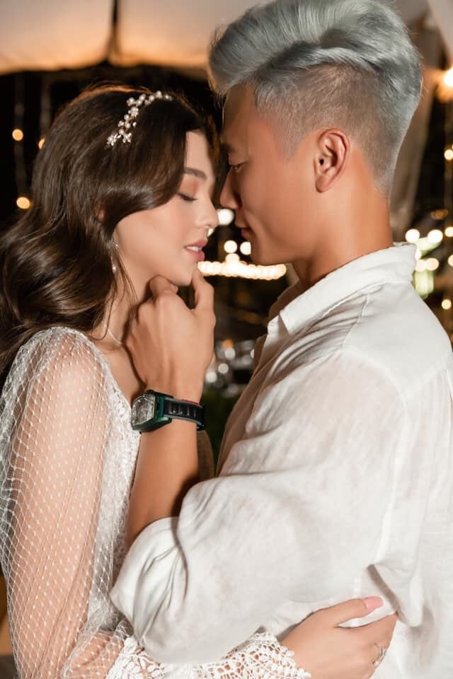 Phạm Quỳnh Anh diện bikini khoe sắc vóc mẹ 2 con, Ngô Thanh Vân liên tục thả tính trên MXH ảnh 33