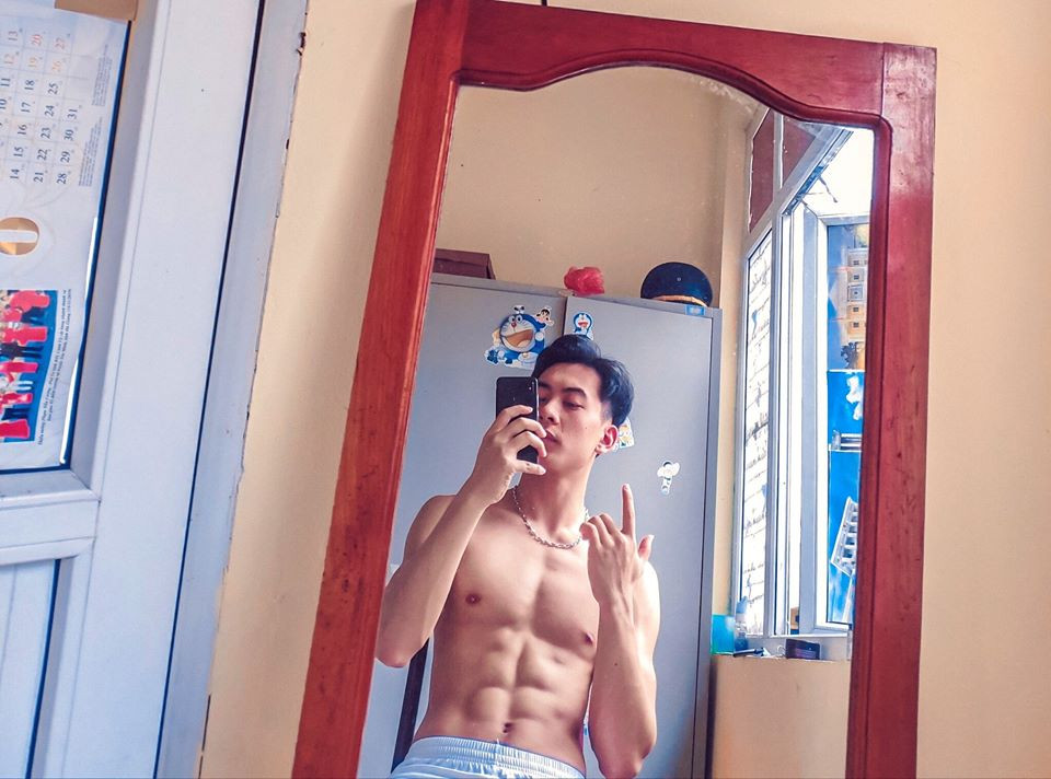 Tham gia Chúng tôi là chiến sĩ, chàng cảnh vệ gây thương nhớ với ngoại hình cực điển trai ảnh 3