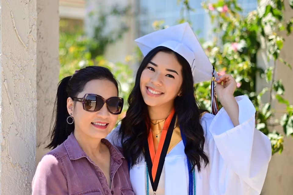 Showbiz 14/6: Hương Giang tậu xe 5 tỷ, Lynk Lee tuyên bố “giữ nguyên giới tính nữ“ ảnh 6