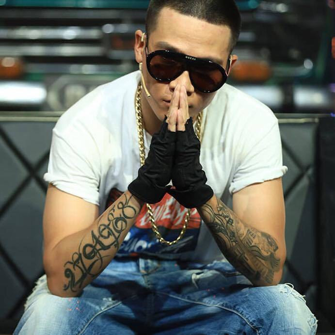 Phạm Quỳnh Anh diện bikini khoe sắc vóc mẹ 2 con, Ngô Thanh Vân liên tục thả tính trên MXH ảnh 9