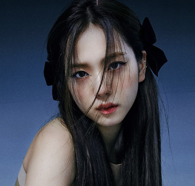 Sắc màu SV 30/6: Bản sao Jisoo bất ngờ nổi tiếng, kiến ba khoang tấn công ký túc xá ảnh 1