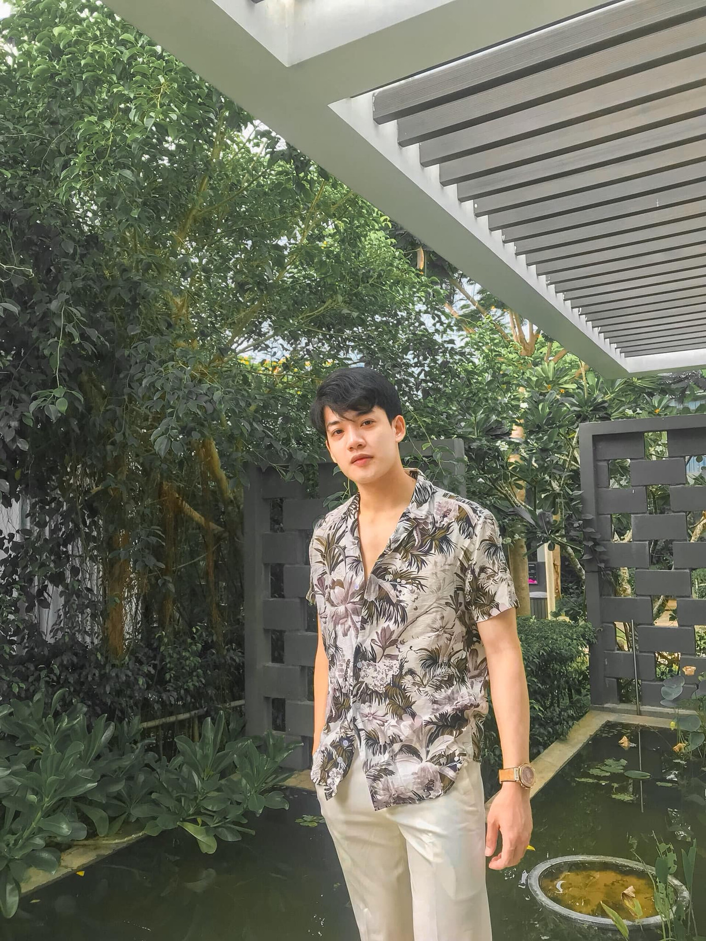 Minh Thắng:“Hot boy” xứ Huế chuẩn gu “soái ca” trong “Quý ông đại chiến“ ảnh 8