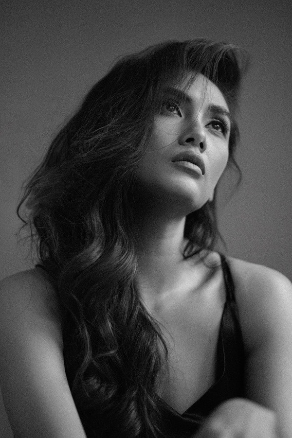  Noo Phước Thịnh “thả thính” cực mạnh, Ngọc Trinh “bắt trend” chẳng kém ai ảnh 13