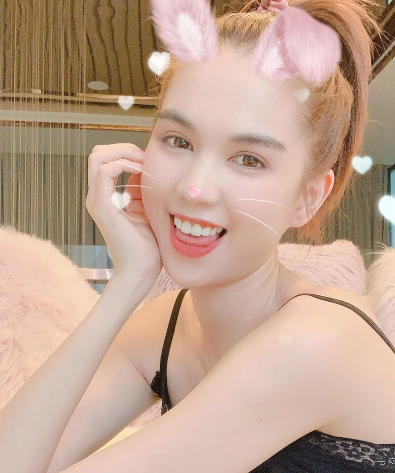 Showbiz 7/6: Bảo Thanh khoe xế sang 2,4 tỷ mới tậu, Tăng Thanh Hà xinh đẹp bên Diễm My 6x ảnh 7