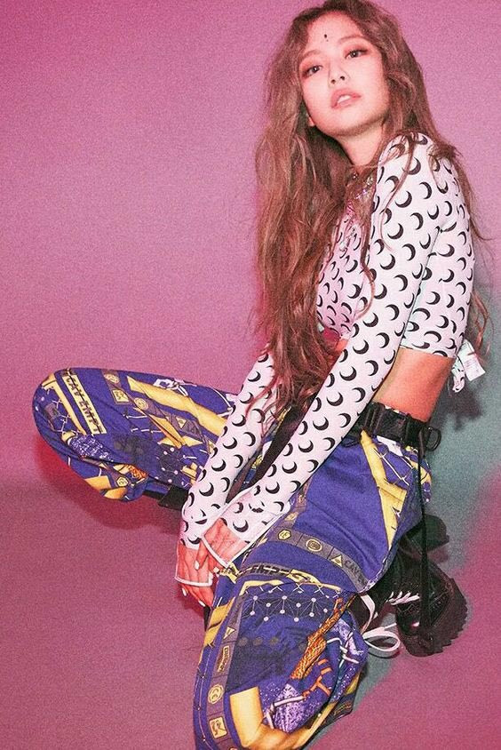 “Thả rông” khoác vét ra sân bay: Quỳnh Thư khiến người đối diện “đỏ mặt“ ảnh 13