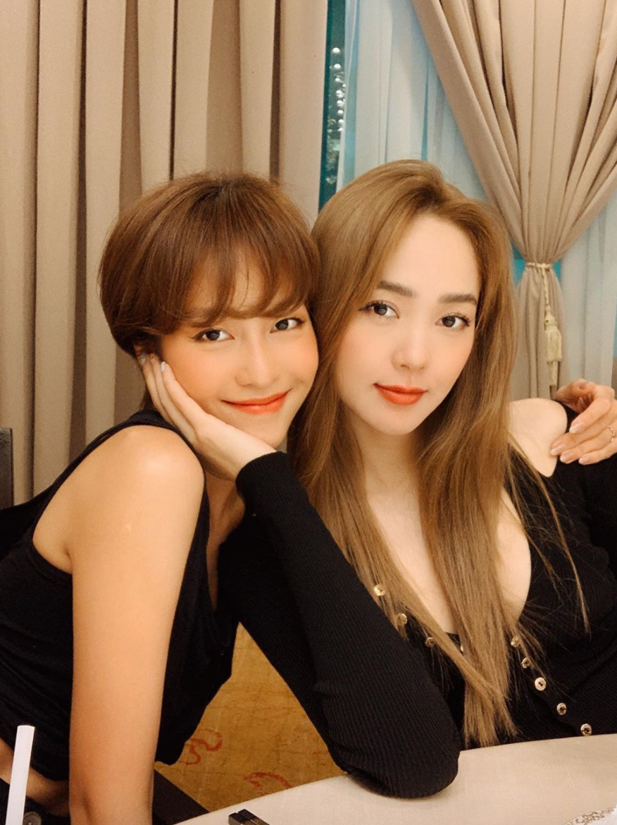 Showbiz 23/6: Đông Nhi khoe bụng bầu rõ to, Sĩ Thanh - Huỳnh Phương kỉ niệm 1 năm hẹn hò ảnh 16