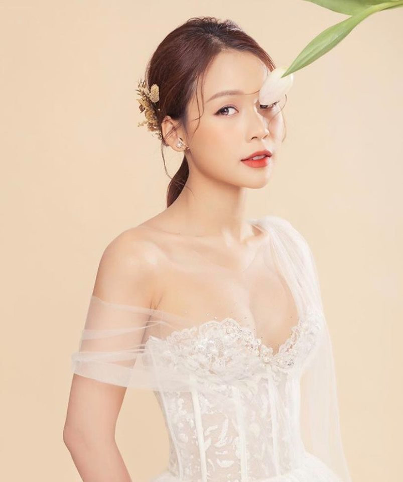 Showbiz 19/6: Minh Hằng tung ảnh hở bạo đón sinh nhật, Lynk Lee nhan sắc thăng hạng ảnh 15