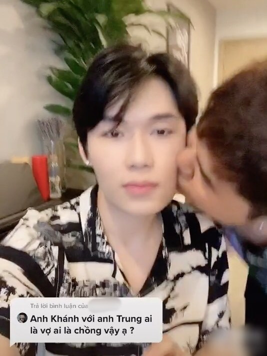 Phan Mạnh Quỳnh viết ca khúc chống dịch, Quang Trung phủ nhận tin đồn yêu Quốc Khánh ảnh 30