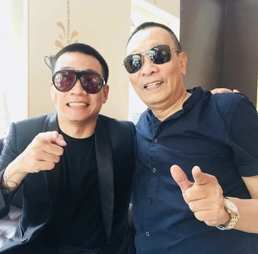 Hương Giang “tình tứ” trên du thuyền cùng bạn trai; Phạm Hương “đẫy đà” vì nghỉ dịch ảnh 9