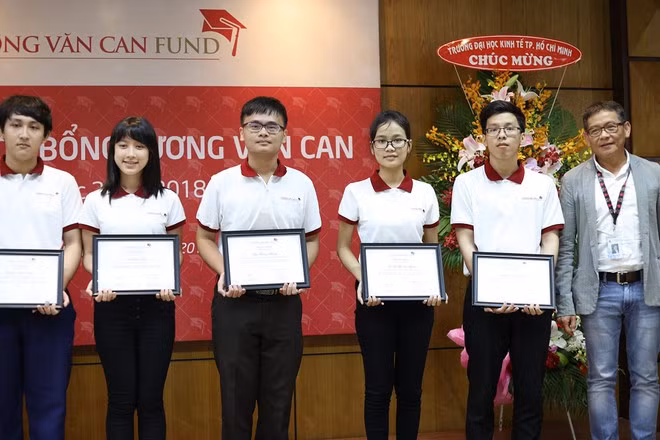Sắc màu SV 26/6: Gặp gỡ Hoa khôi Tài sắc, du học sinh Việt tại Nhật được hỗ trợ tốt nhất ảnh 15