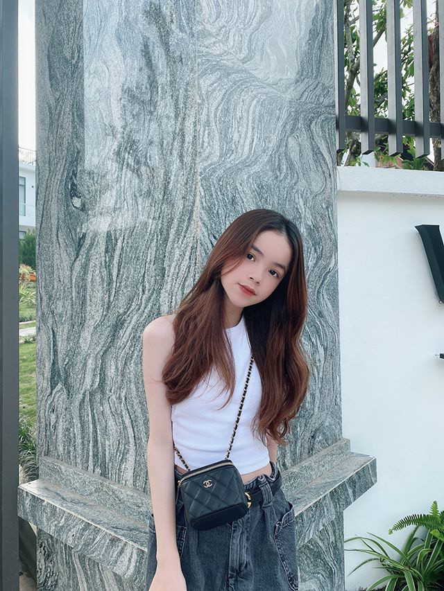 Sắc màu SV 16/7: "Nam thần" ĐH Công nghệ nhập hội trai đẹp trong học kỳ quân sự ảnh 11