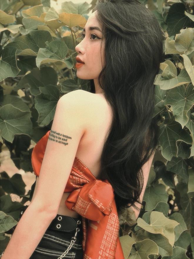 Sắc màu SV 6/7: “Nam thần” 98 đứng sau MV của Sơn Tùng; hot girl Luật xinh như búp bê ảnh 11