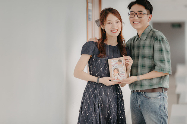 Sắc màu SV 22/7: Hotboy RMIT trở thành MC trẻ nhất VTV7, nữ sinh “ngủ sấp mặt” ở Đà Lạt ảnh 2