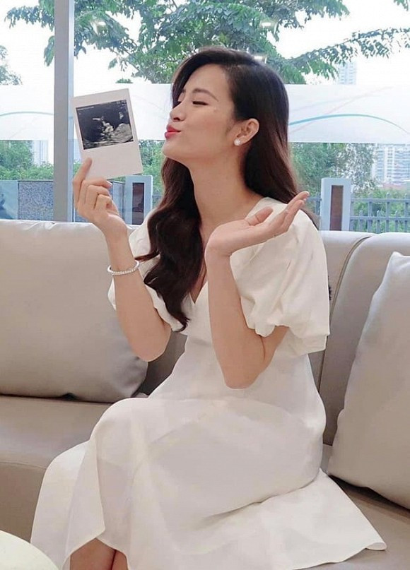 Showbiz Việt 26/6: Bảo Ngọc “đáp” khi bị tố phá sự nghiệp Hoài Lâm ảnh 17