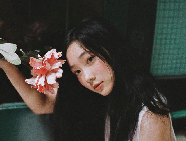 Sắc màu SV 9/7: 9X gây sốt vì đẹp như sao Hoa ngữ, cô gái trượt ĐH thành công tại Nhật ảnh 3