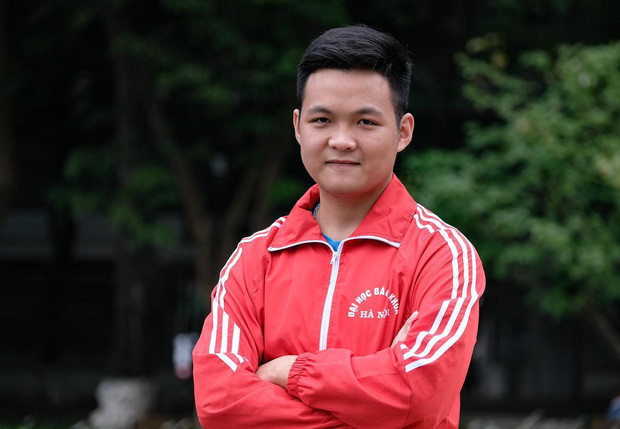 Sắc màu SV 2/8: Những nam thanh nữ tú con lai "nổi bần bật" vì quá đẹp ảnh 6