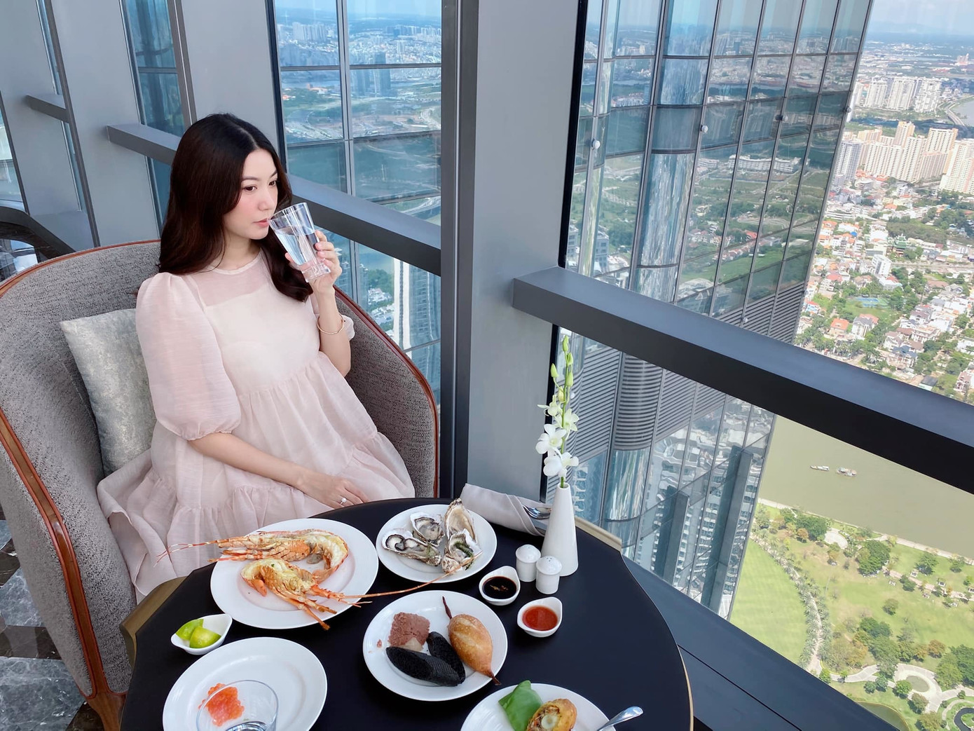 Showbiz 8/6: Chi Pu uất ức khi bị vùi dập, Cara Phương tích cực “thả thính” Noway ảnh 15