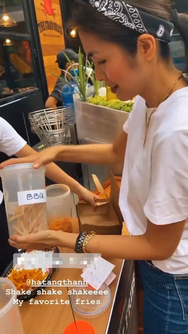 Showbiz 23/7: Ngọc Trinh diện quần cắt xẻ lạ mắt, Diệu Nhi khoe hình bikini siêu hot ảnh 7