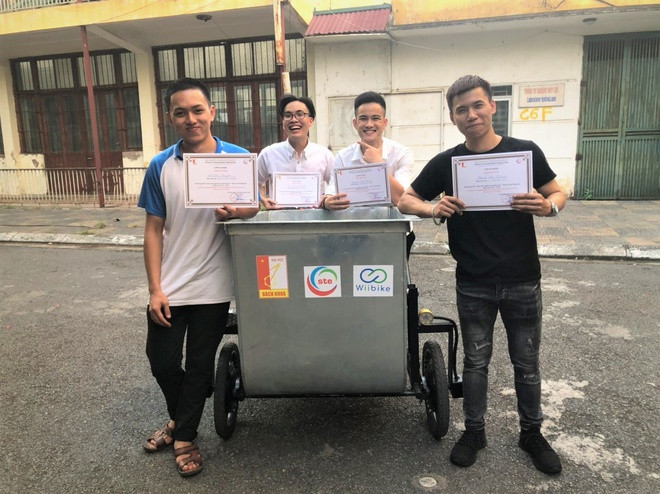 Sắc màu SV 21/7: Cô “Dương Mịch” của ĐH Greenwich; hot girl “đường phố” lột xác quyến rũ ảnh 10