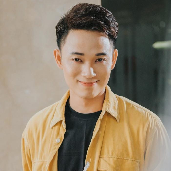 Mỹ Tâm phủ nhận tin đồn mang thai; Ngọc Trinh “táo bạo” diện đầm cắt xẻ hở gần hết ngực ảnh 6