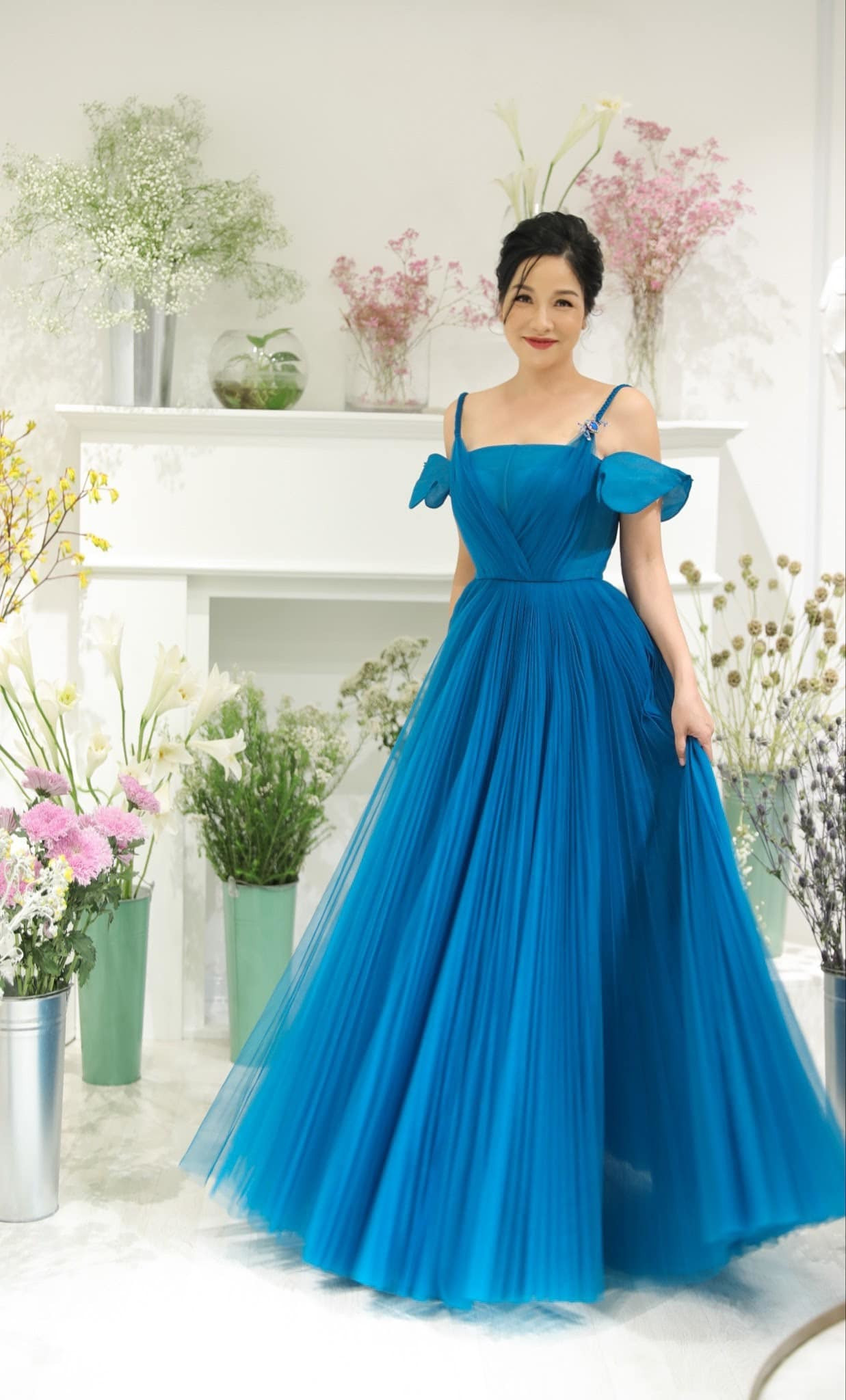 Showbiz 12/6: Phương Mỹ Chi “xử đẹp” anti-fan, Đông Nhi hạnh phúc cảm nhận cử động của con ảnh 6