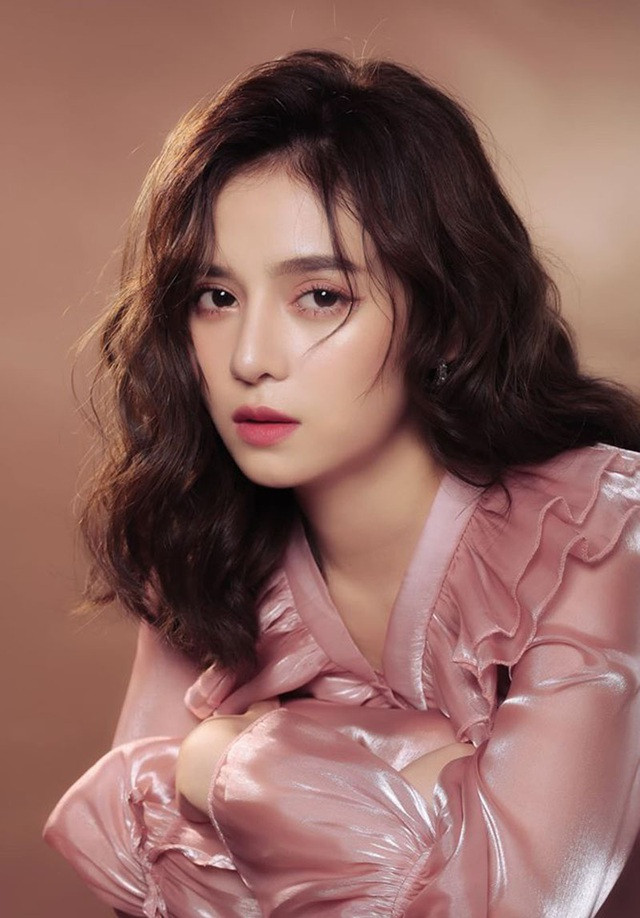 Sắc màu SV 30/7: “Nam thần” trường Y “đốn tim” cộng đồng mạng ảnh 8