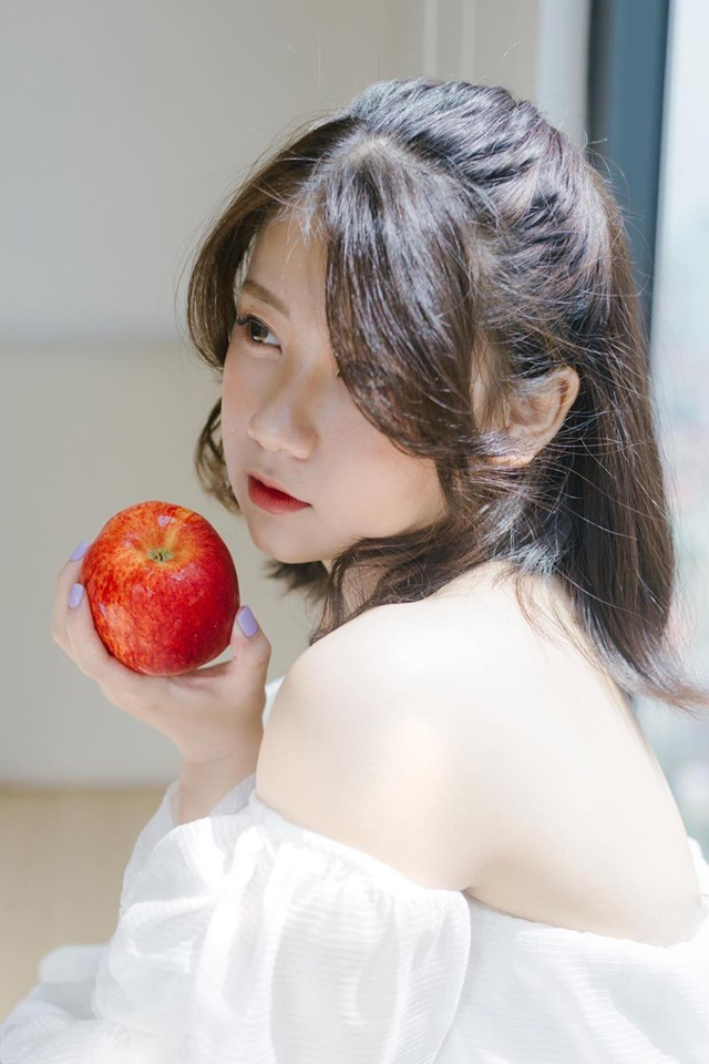 Sắc màu SV 8/7: 9X Hà Nam vào bảng danh dự ĐH Canada, nam sinh 2K3 gây sốt ngày bế giảng ảnh 10