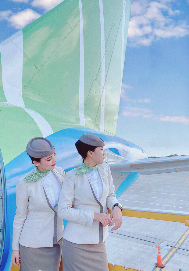 Nam sinh 2003 khí chất ngút ngàn; cô gái 9X gây tiếng vang ở triển lãm chiếu cói ảnh 11