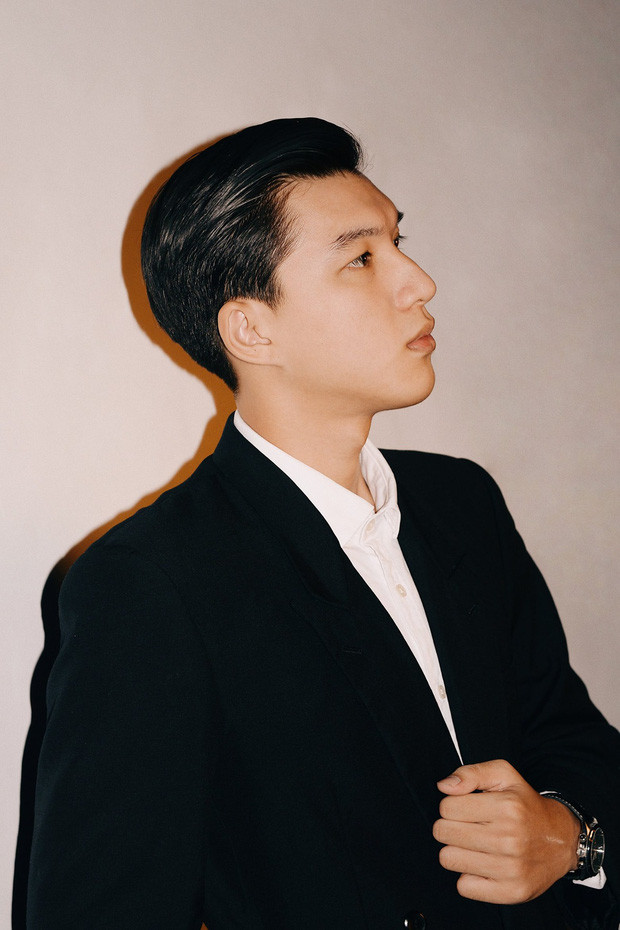 Sắc màu SV 4/8: Nữ sinh đẹp tựa diễn viên Hoa ngữ; hot boy TikTok triệu view mới nổi ảnh 10