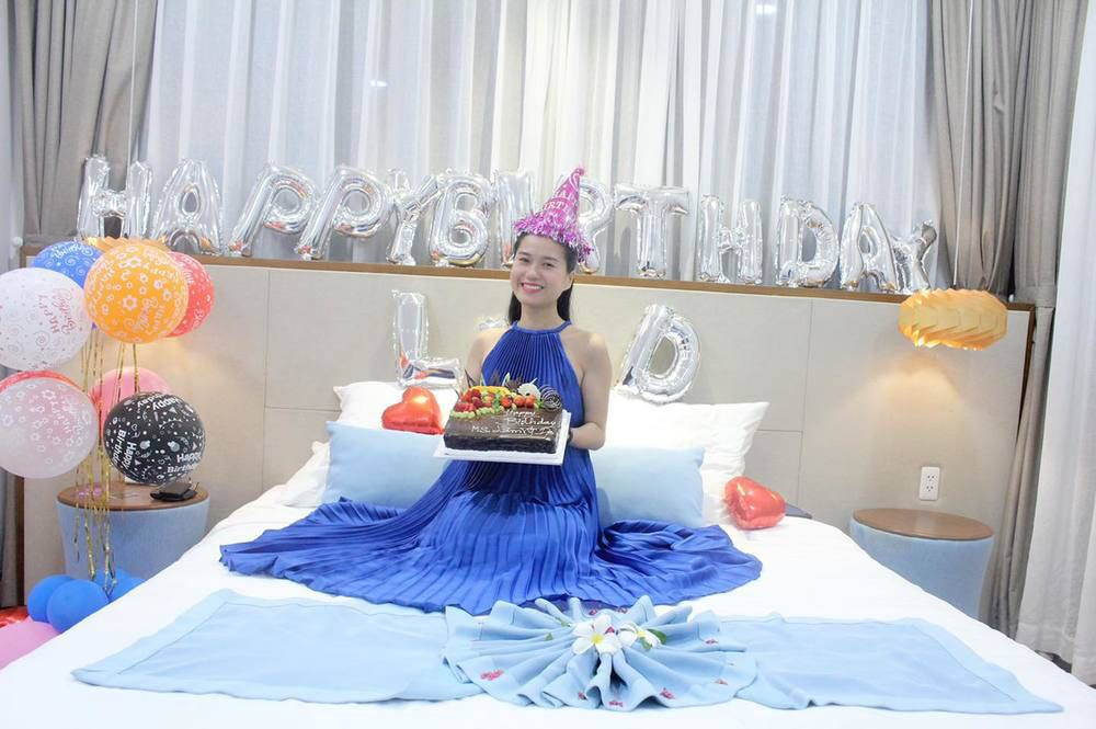 Phạm Quỳnh Anh diện bikini khoe sắc vóc mẹ 2 con, Ngô Thanh Vân liên tục thả tính trên MXH ảnh 20