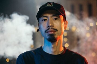 Siêu mẫu Hà Anh kỷ niệm 4 năm ngày cưới, Hương Giang khoe ảnh bikini nóng bỏng ảnh 1