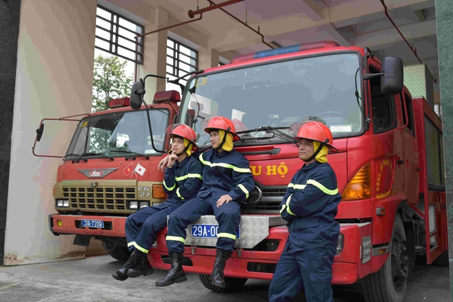 “Lửa ấm”: Bức tranh chân thực, sinh động về những người lính cứu hỏa Việt ảnh 13