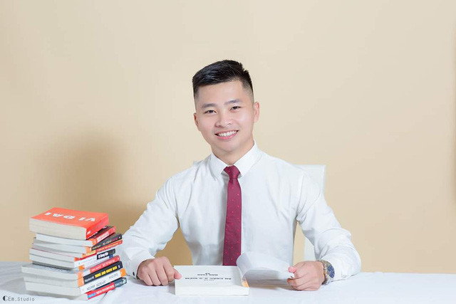 Sắc màu SV 31/7: Nữ sinh mặc áo dài “đẹp nhất mạng xã hội“ ảnh 13